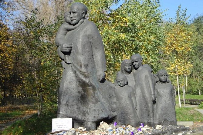 Jewish heritage in Warsaw - Why this five-hour route works in Warsaw