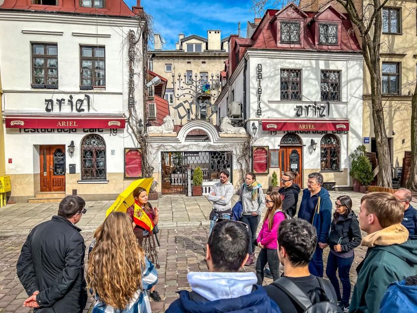 Jewish Krakow Walking Tour in English - The middle break and the pace of the walk