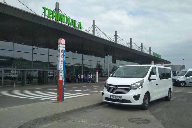 Katowice KTW Airport - Kraków City/KrakówAirport Private Transfer - The ride to Kraków, without extra stops