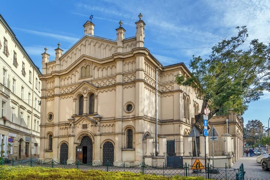 Kazimierz Jewish Quarter Walking Tour - The Old Synagogue and the foundations of Jewish life