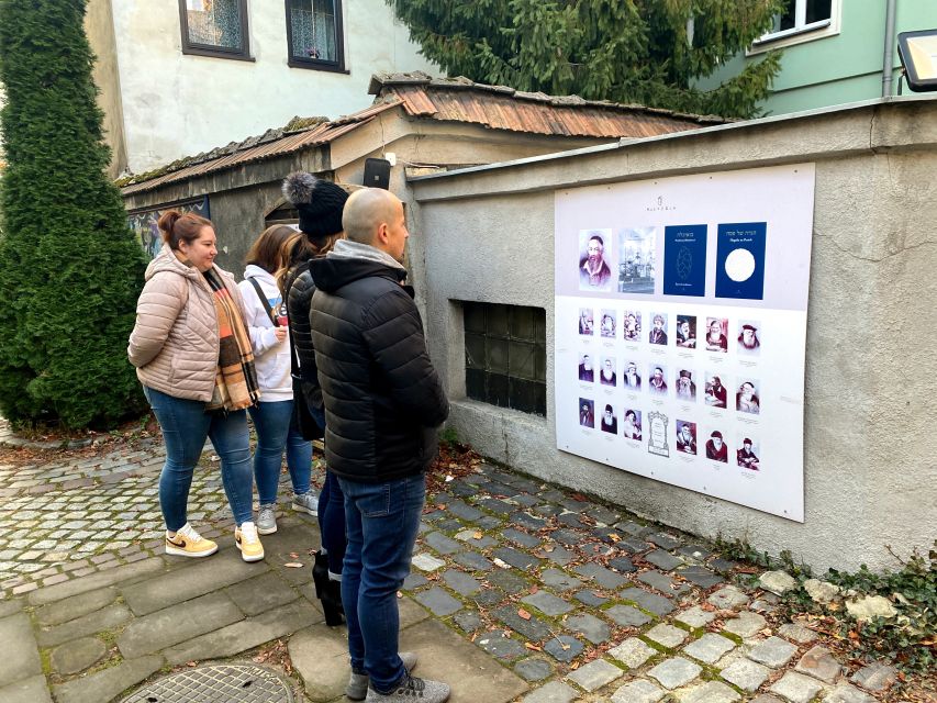 Krakow: 2h Kazimierz (Jewish Quarter) Walking Tour - Is $34 a fair price for two hours?