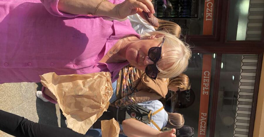 Krakow: 3-Hour Guided Secret Foodies Tour - A Milk Bar and Traditional Polish Pierogi