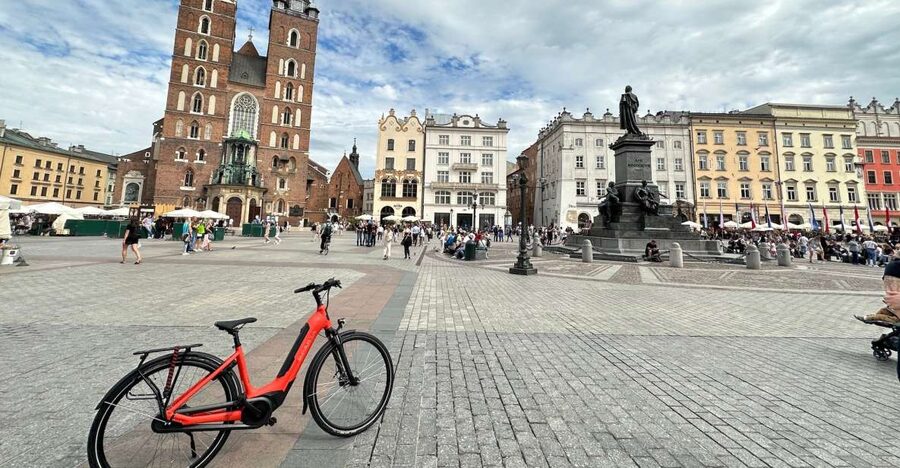 Krakow: 3-Hour Small Group Tour on E-Bike - Kazimierz, where the city’s story changes