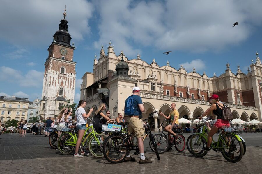 Krakow: 3-Hour Small Group Tour on E-Bike - What the guide adds to the ride