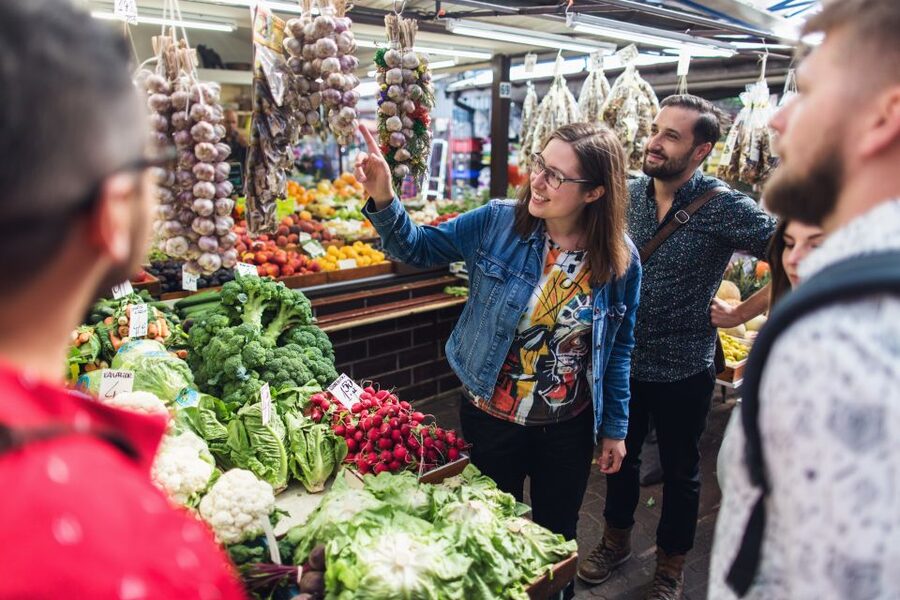Krakow: 4-Hour Polish Food Tour - From casual food stalls to cellar restaurants
