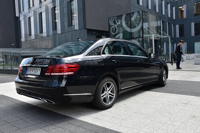 Krakow Airport Arrival Transfer - Finding the Driver in the Arrivals Hall
