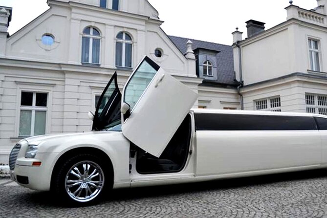Krakow Airport (KRK) Premium Limo Transfer - Dropping off in Krakow’s Old Town