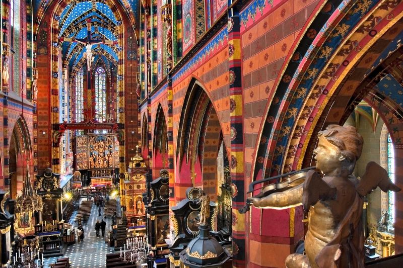 Krakow and Auschwitz Small-Group Tour from Warsaw with Lunch - FAQ