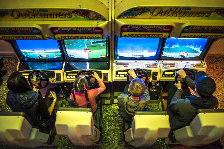 Krakow Arcade Museum Entrance Ticket With Free Play - What to expect from the bar and nearby food