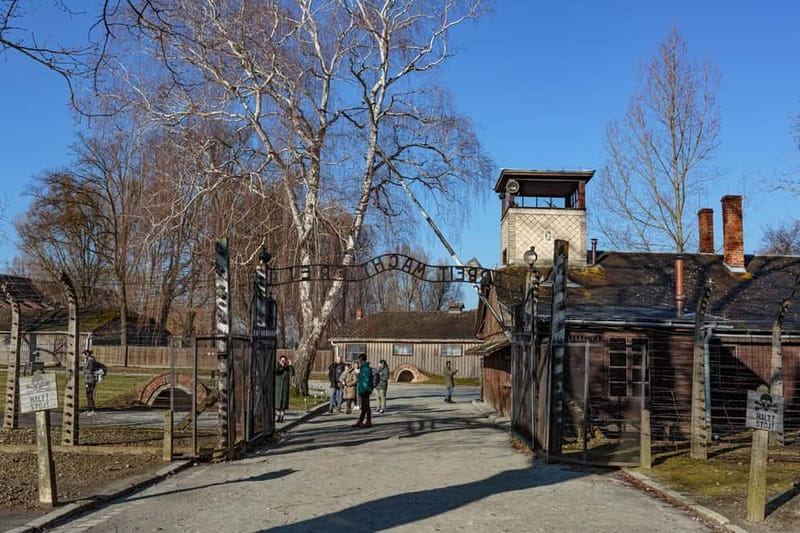 Krakow: Auschwitz-Birkenau Entry Ticket and Transfer - The Short Break Between the Two Sites