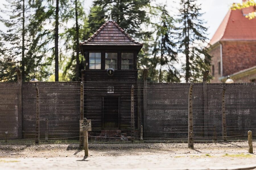 Krakow Auschwitz-Birkenau Memorial Guided Tour Meeting Point - What to bring and how to prepare