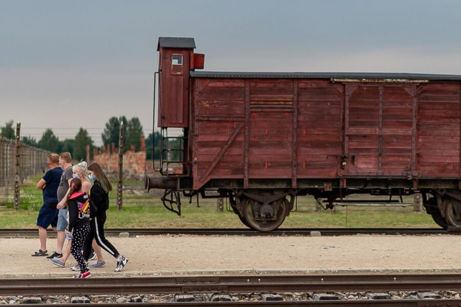 Krakow: Auschwitz-Birkenau Tour Limited to 15 Visitors - Auschwitz I, the first camp