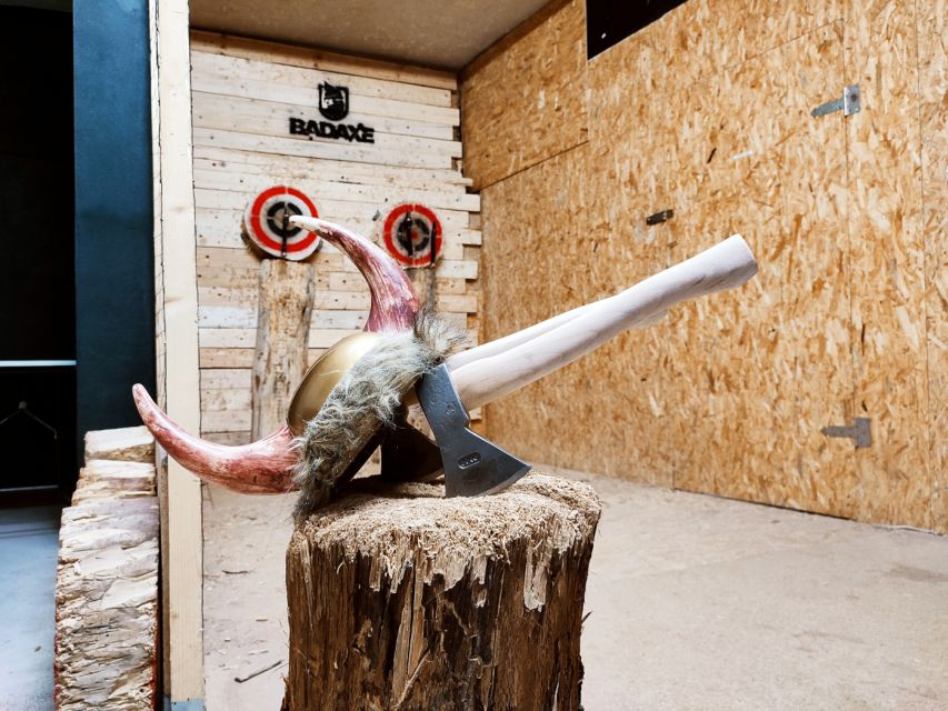 Krakow: Axe Throwing Fun - Small details that make the visit better