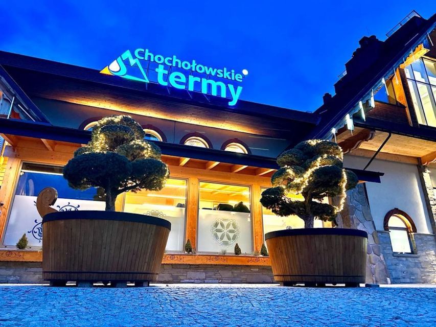 Krakow: Chocholowskie Baths with Ticket and Transportation - Saunas, adults-only space, and the food question