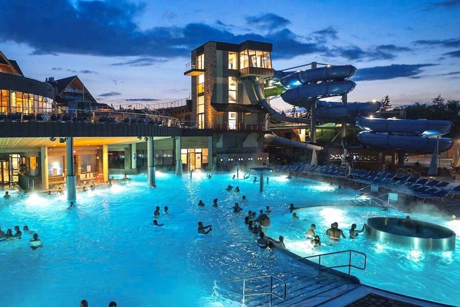 Krakow: Chocholowskie Baths with Ticket and Transportation - What to pack for the pools