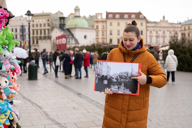 Krakow Christmas Market Immersive Tour - Local goods and the walk back to the center