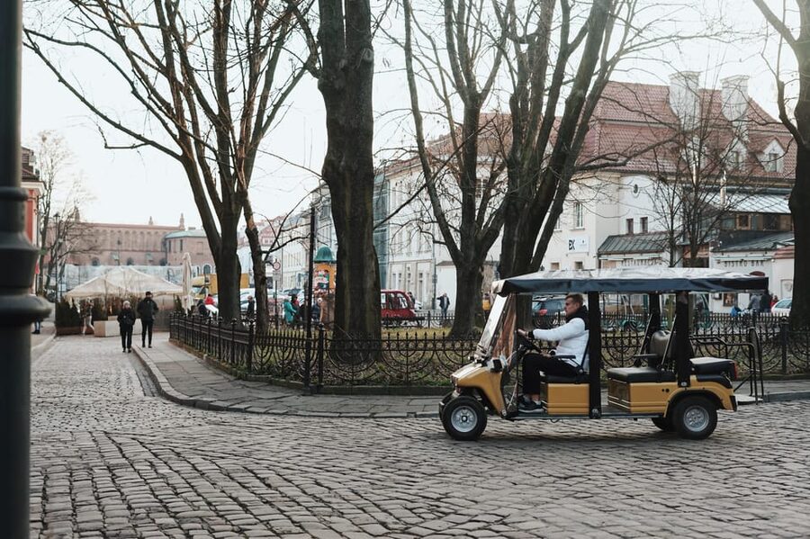 Krakow: City Sightseeing Tour by Golf Cart - Practical details before you reserve