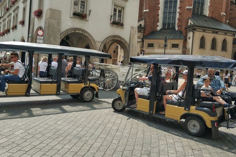 Krakow: Electric Golf Cart Tour of the Old Town - Planty park and Krakow’s old defenses