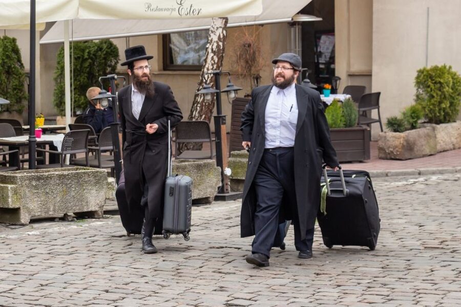 Krakow: Guided Kazimierz Jewish Quarter Walking Tour - Why Kazimierz deserves a focused walk