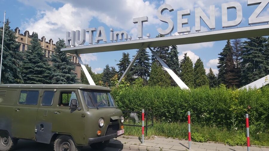 Krakow: Guided Tour to Nowa Huta on Commie Retro Van - The UAZ 452 Is Part of the Attraction