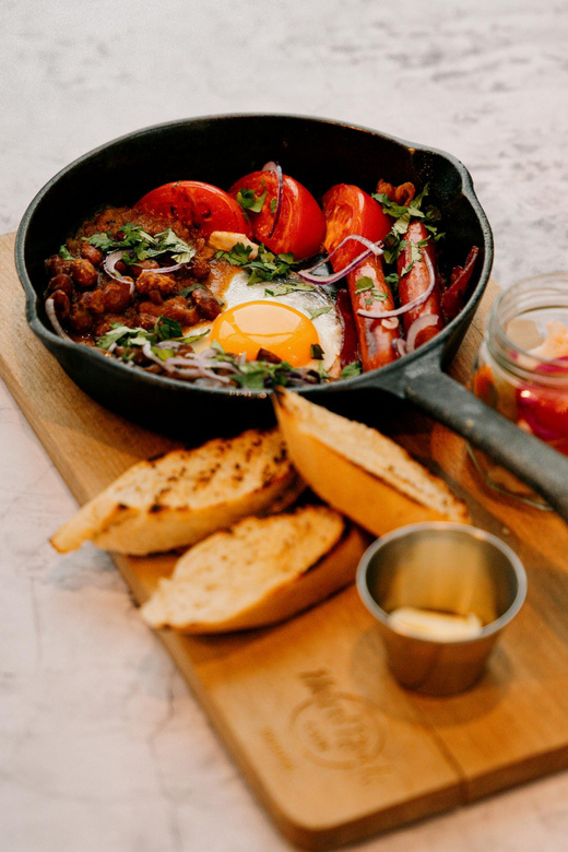 Krakow: Hard Rock Cafe Breakfast - Service Timing and the Best Pace for Your Morning