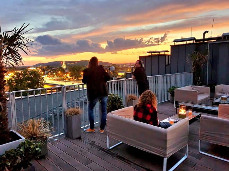 Krakow: Hidden Rooftop Bar Reservation with 1 Cocktail - The View: Wawel Castle and the Vistula River