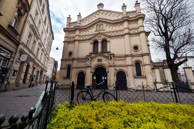 Krakow Jewish District and Ghetto Guided Tour in a Small Group - Remuh and the Old Synagogue from the outside