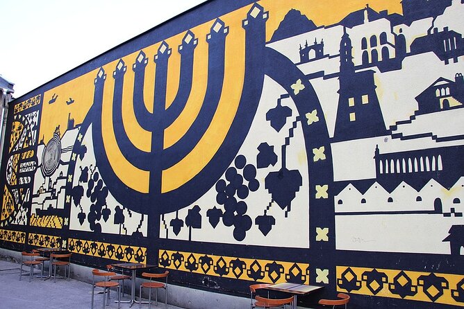 Krakow: Jewish Museum Galicja - Skip the line Ticket - Exploring without a guide
