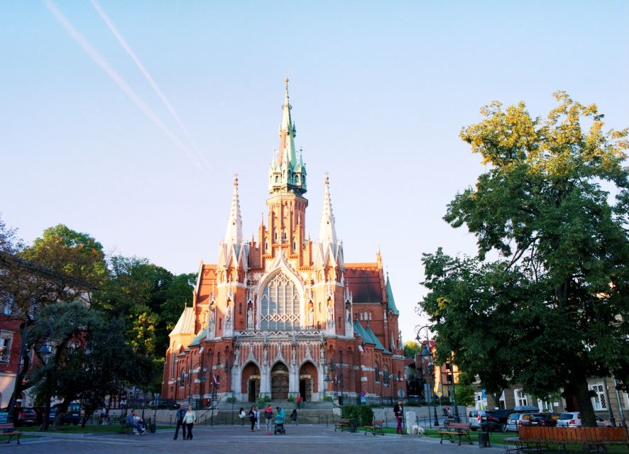 Krakow: Jewish Quarter and Former Ghetto Tour by Golf Cart - What the one-hour schedule feels like