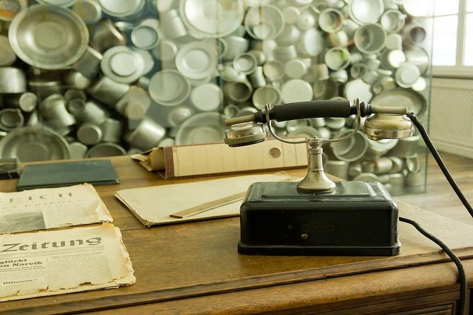 Krakow: Jewish Quarter Kazimierz & Schindler's Factory & Ghetto Guided Tour - Important booking details for a smooth day