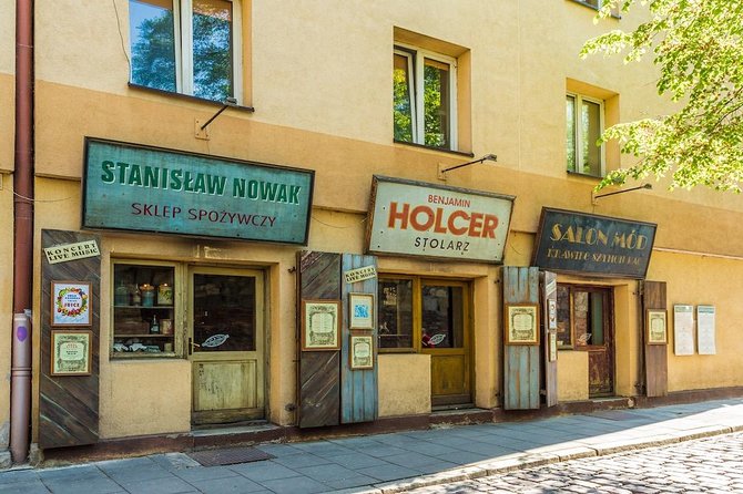 Krakow: Jewish Quarter Kazimierz & Schindler's Factory & Ghetto Guided Tour - Starting in Kazimierz at Szeroka 24