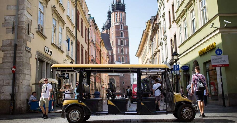 Krakow: Jewish Traces Private Electric Car Tour - What This One-Hour Tour Really Offers