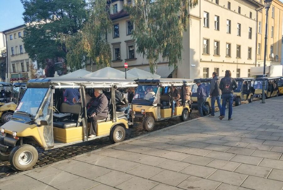 Krakow: Kazimierz by Golf Cart and Schindler's Factory Tour - FAQ