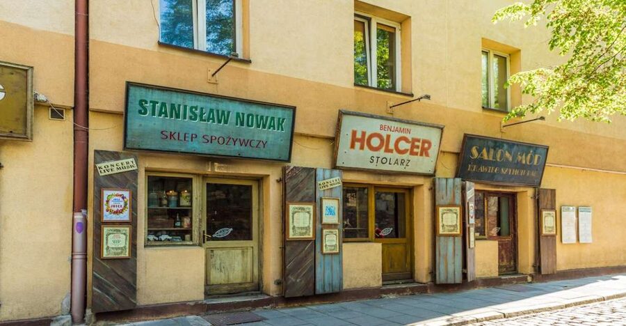 Krakow: Kazimierz Jewish Quarter Walking Tour - Is $27 a fair price?