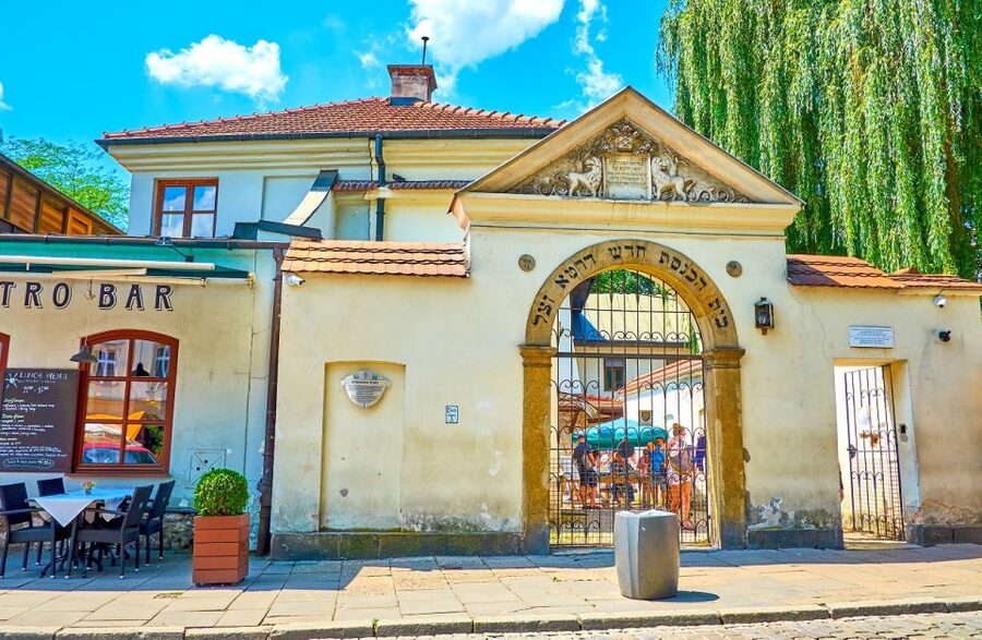 Krakow: Kazimierz, Schindler's Factory & Ghetto with Guide - Key points to know before booking