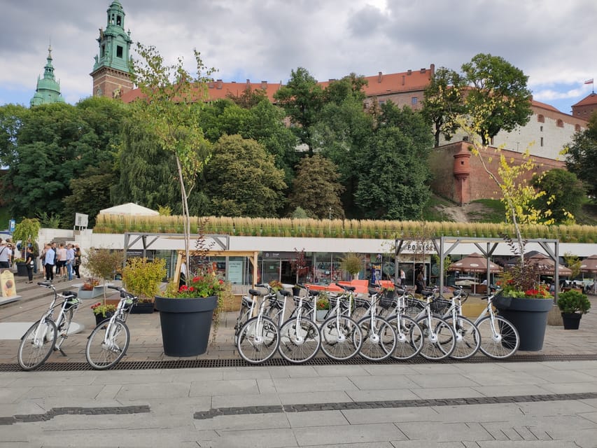 Krakow: Multilingual Tour On Electric Bikes - The former Jewish Ghetto and the wider route