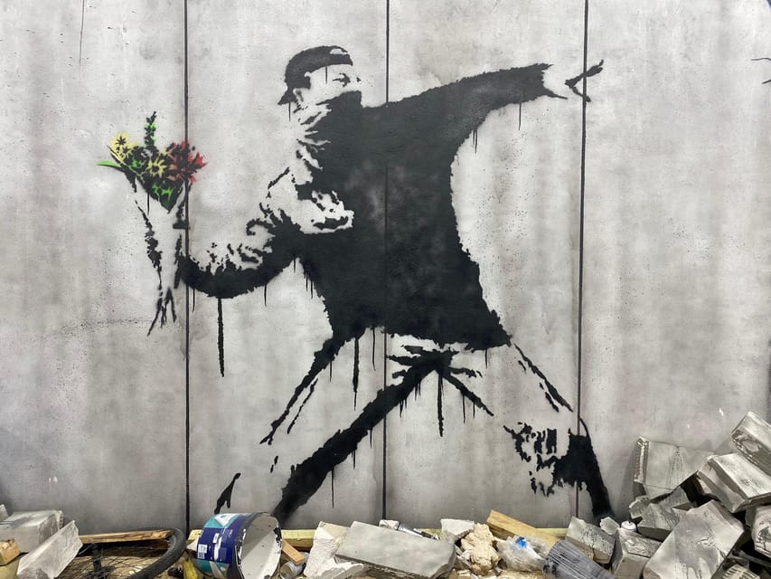 Krakow: Muzeum Banksy Entry Ticket - Who will enjoy this most?