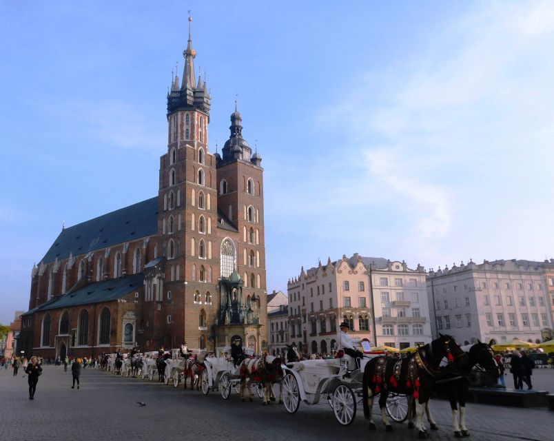 Krakow Old Town and Jewish Quarter in one guided walk - Ending at Wolnica Square