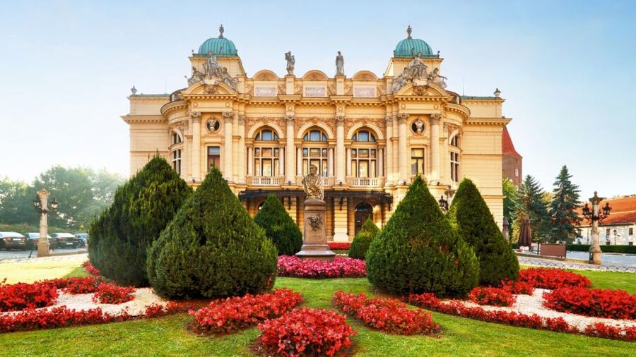 Krakow: Old Town Audioguided walking Tour - The Jagiellonian University and Krakow’s long academic tradition