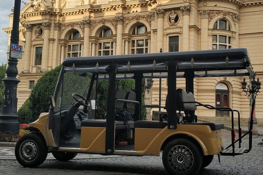 Krakow: Old Town City Tour in a Golf Cart - Key points to know before you book