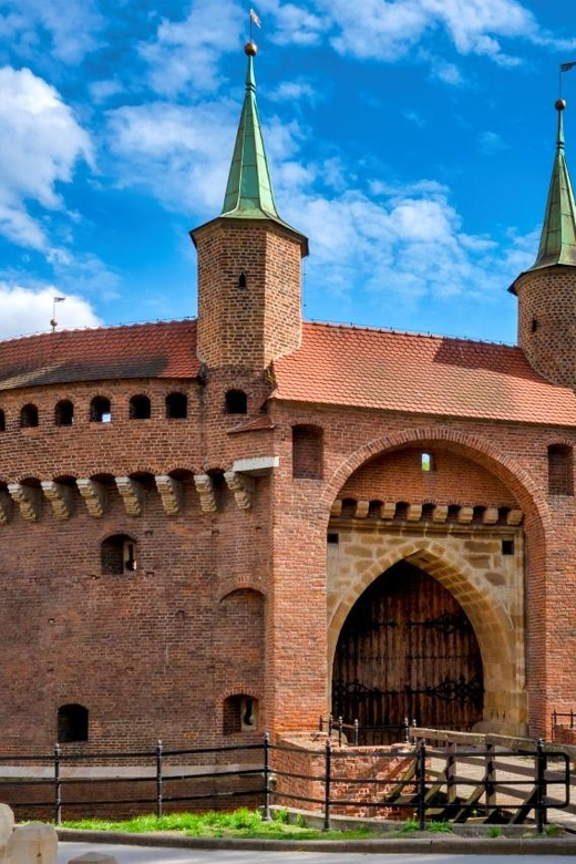 Krakow: Old Town City Tour in a Golf Cart - What the audio guide is really like