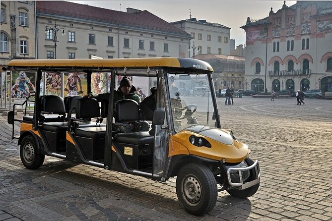 Krakow: Old Town, Jewish Kazimierz and Ghetto Sightseeing by Electric Golf Cart - Crossing into Podgórze and the former Ghetto