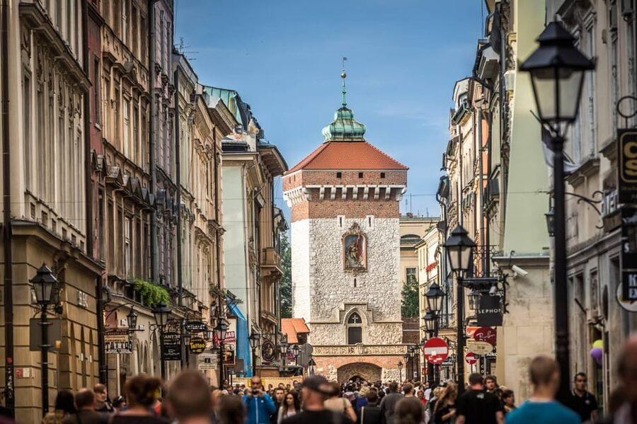 Krakow: Old Town "Royal Route" Walking Tour - Jagiellonian University and Krakow’s intellectual side