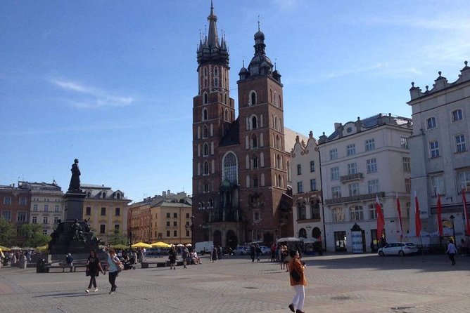 Krakow Old Town Walking Tour - Inside Wawel Cathedral for about 20 minutes