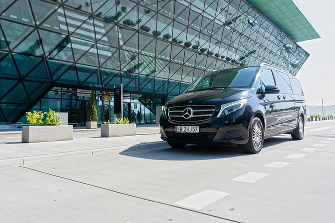 Krakow: Private Airport Transfer - Meeting your driver at Krakow Airport