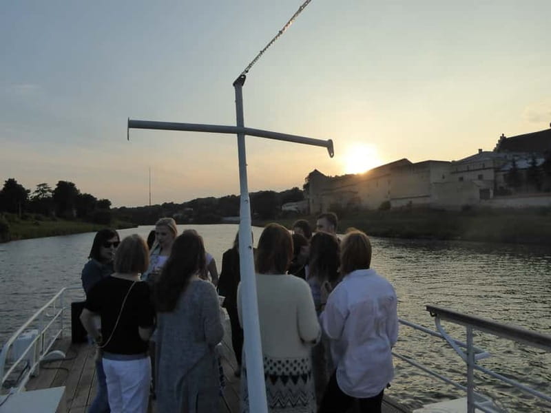 Krakow: Private Evening Boat Tour - Is $187 good value for your group?