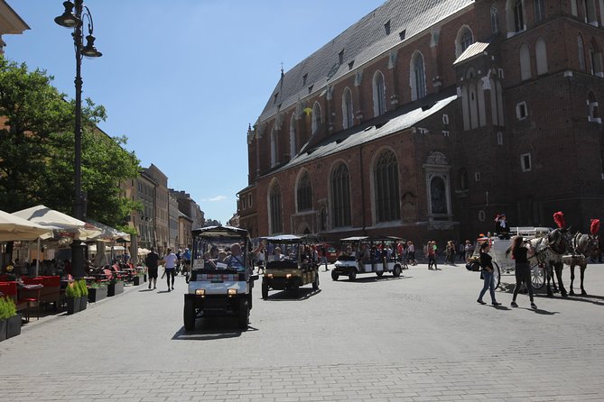 Krakow: Private Guided City Tour by Electric Car - Why this electric-car tour works well on arrival