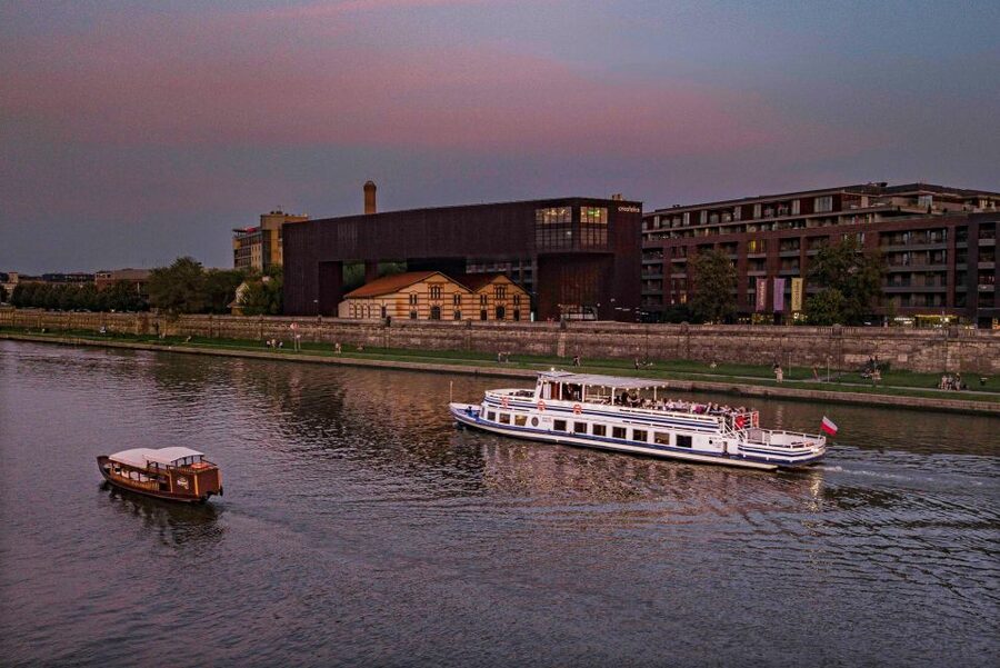 Krakow: Private Traditional Gondola Cruise - Who will enjoy this Krakow cruise most