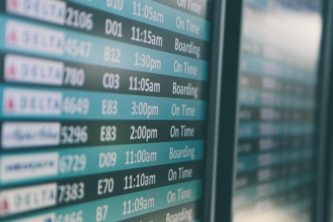 Krakow: Private Transfer to/from Krakow Airport (KRK) - Door-to-door arrival at your Krakow address