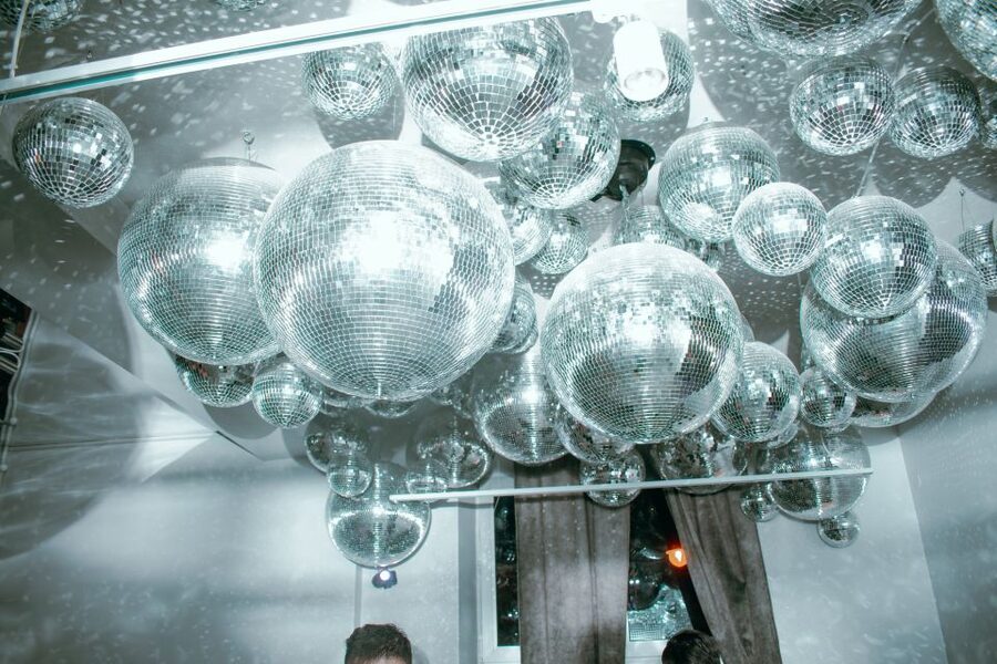 Krakow: Pub, Bar & Club Crawl - Who should book this crawl?